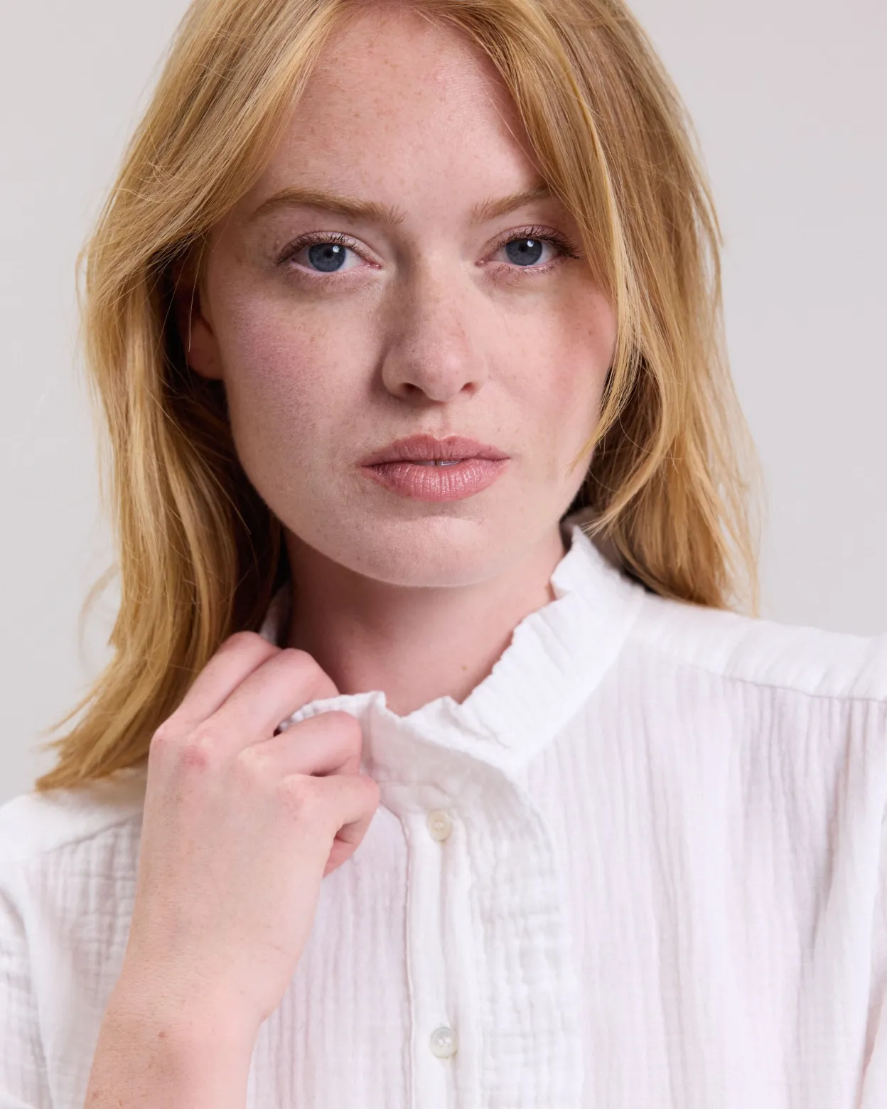carmen_shirt_2.webp Store Hartford Carmen Shirt Off-White
