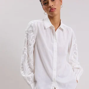 Hot Hartford Cherry Shirt Off-White