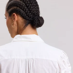 Hot Hartford Cherry Shirt Off-White