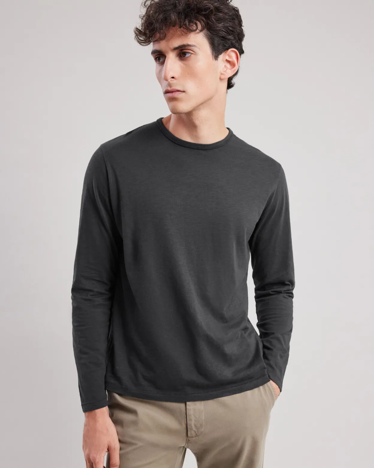 crew_tshirt_0-1.webp Best Hartford Crew T-shirt Carbon