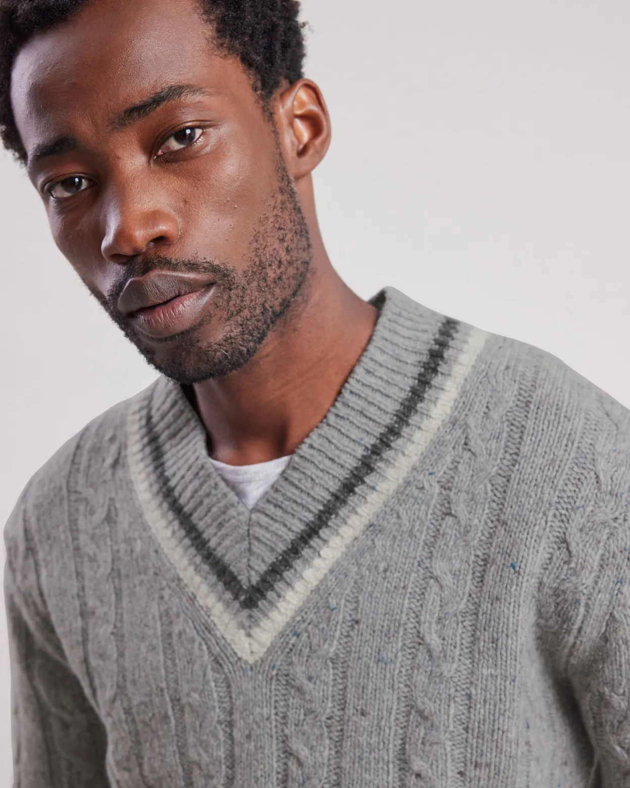 donegal_sweater_1.webp Outlet Hartford Donegal Sweater Gray