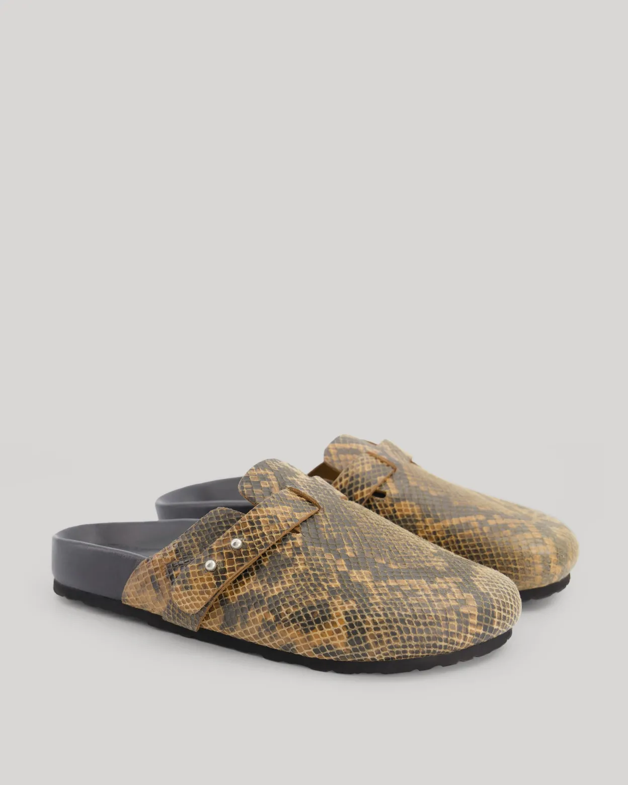 elvira_clogs_2.webp Clearance Hartford Elvira Clogs Brown