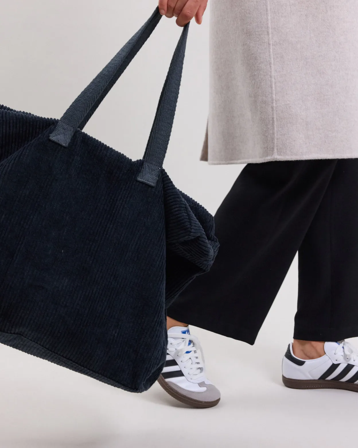 enrica_bag_1-1.webp Outlet Hartford Enrica Bag Carbon