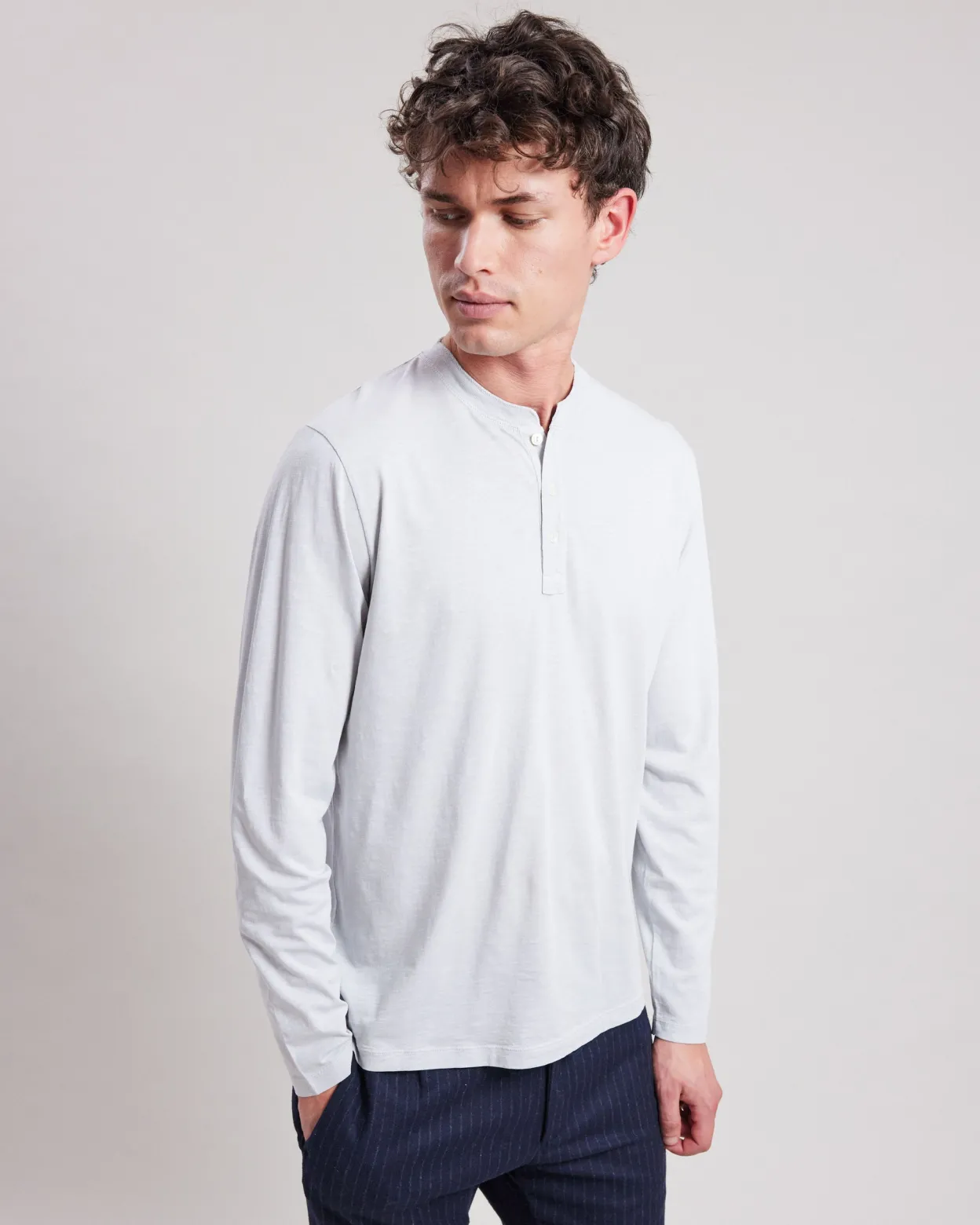 henley_tee_shirt_2.webp Clearance Hartford Henley Tee Shirt Light Gray