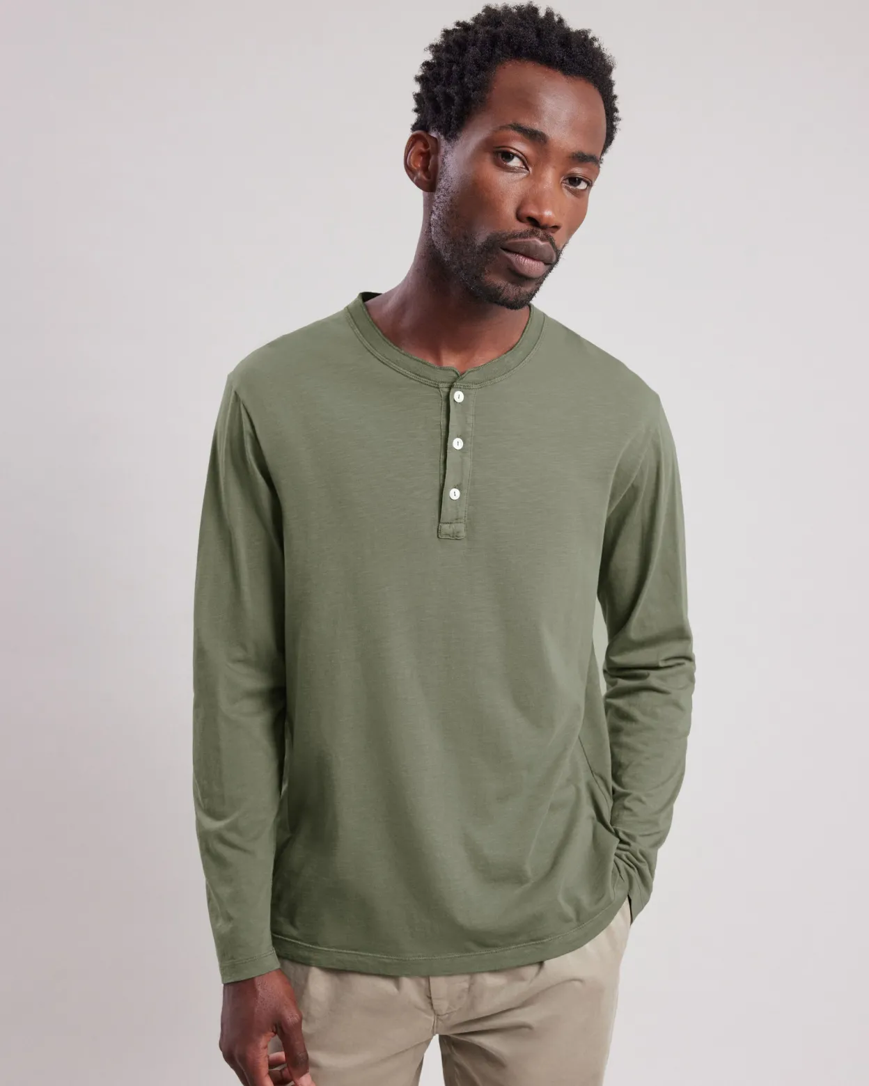 henley_tshirt_0-1.webp New Hartford Henley T-shirt Military Green