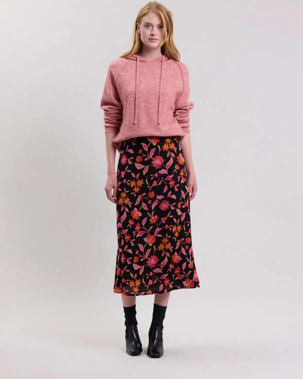 juste_skirt_0.webp Sale Hartford Juste Skirt Black & Orange