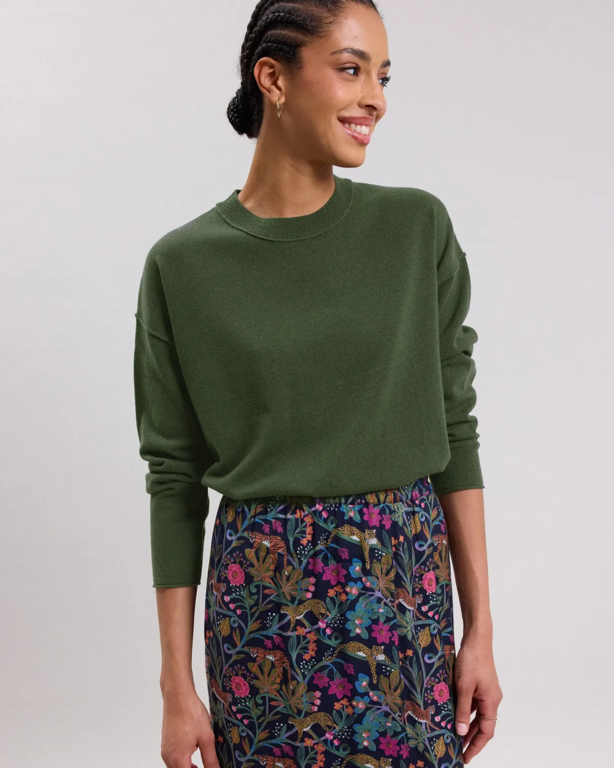 madel_sweater_0.webp Clearance Hartford Madel Sweater Military Green