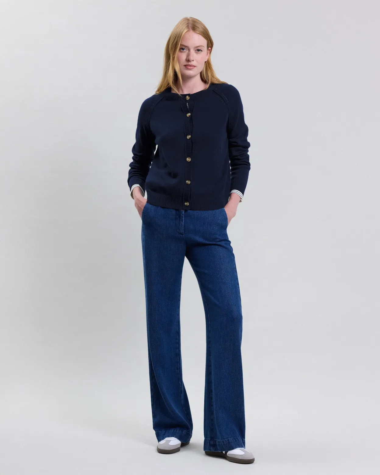mechior_cardigan_3.webp Online Hartford Mechior Cardigan Navy Blue