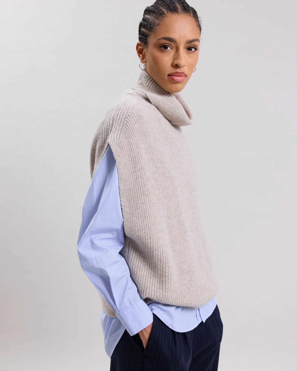 myland_sweater_3.webp Cheap Hartford Myland Sweater Beige