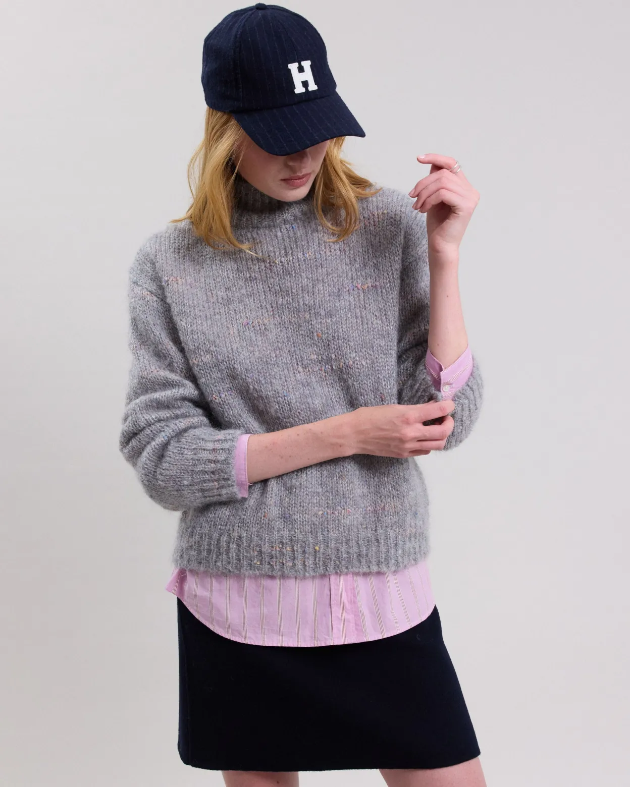 mylor_sweater_1.webp Store Hartford Mylor Sweater Gray