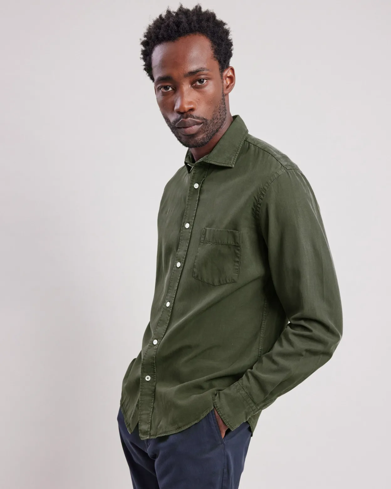 paul_shirt_0.webp Shop Hartford Paul Shirt Military Green