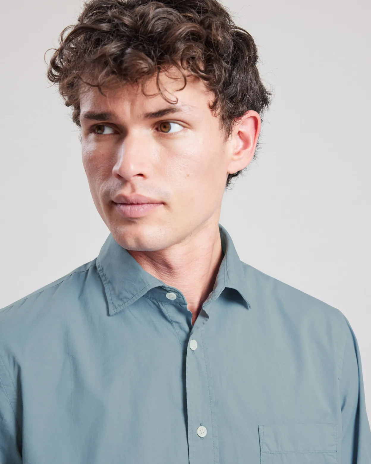 paul_shirt_1-12.webp Shop Hartford Paul Shirt Chambray