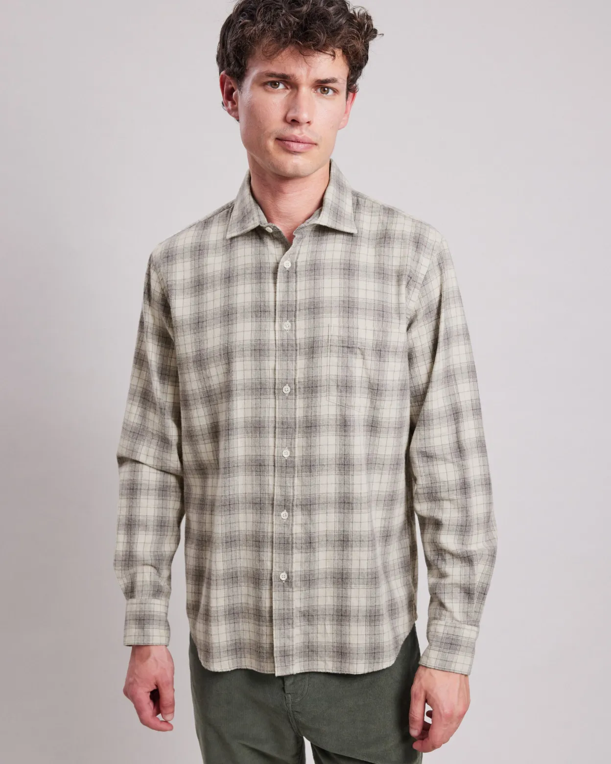 paul_shirt_2-7.webp Sale Hartford Paul Shirt Gray & Beige