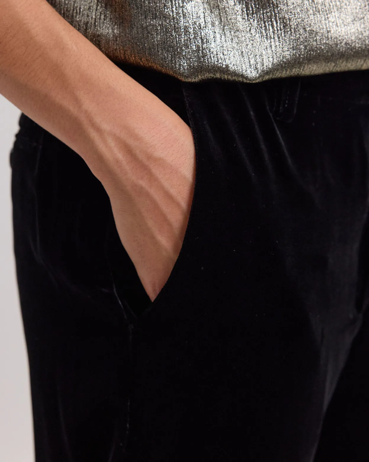 pietra_pants_2.webp Cheap Hartford Pietra Pants Black