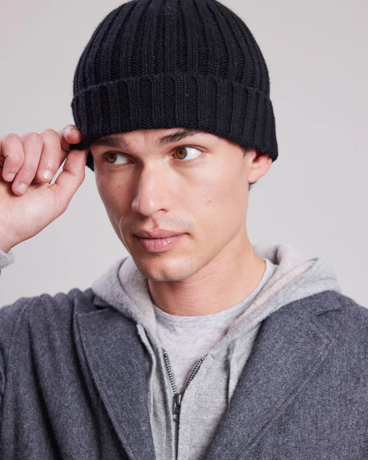 rib_beanie_0-4.webp Store Hartford Rib Beanie Black