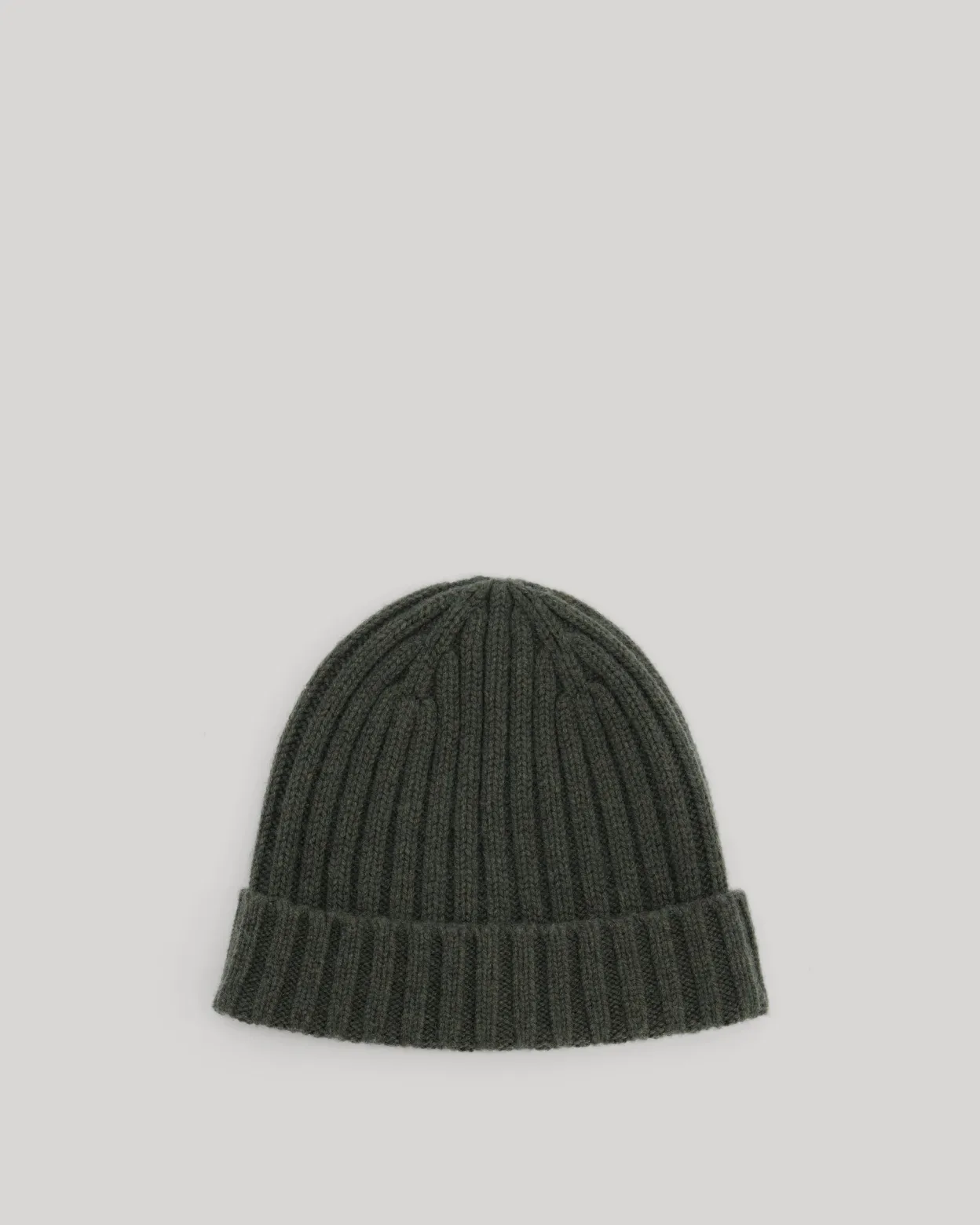 rib_beanie_3-4.webp Online Hartford Rib Beanie Forest Green