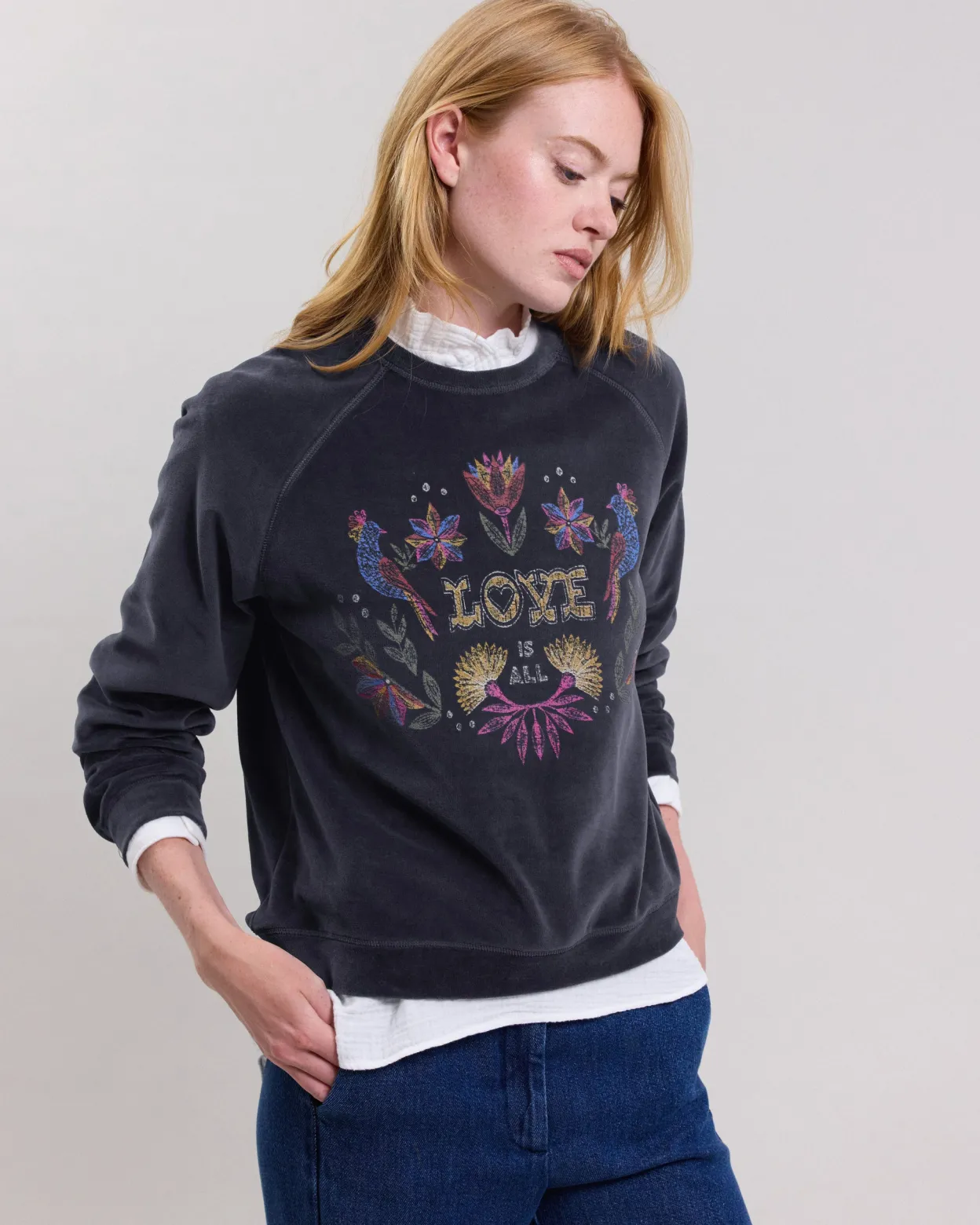 talien_sweatshirt_1.webp Hot Hartford Talien Sweatshirt Carbon