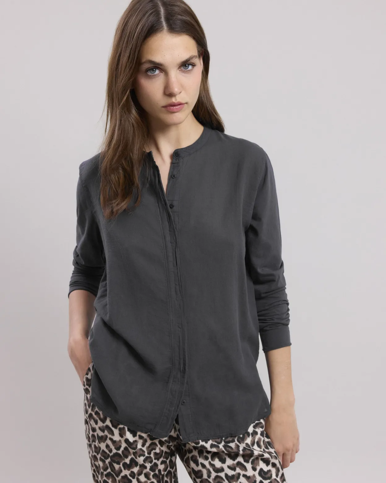 talva_shirt_0.webp Discount Hartford Talva Shirt Carbon