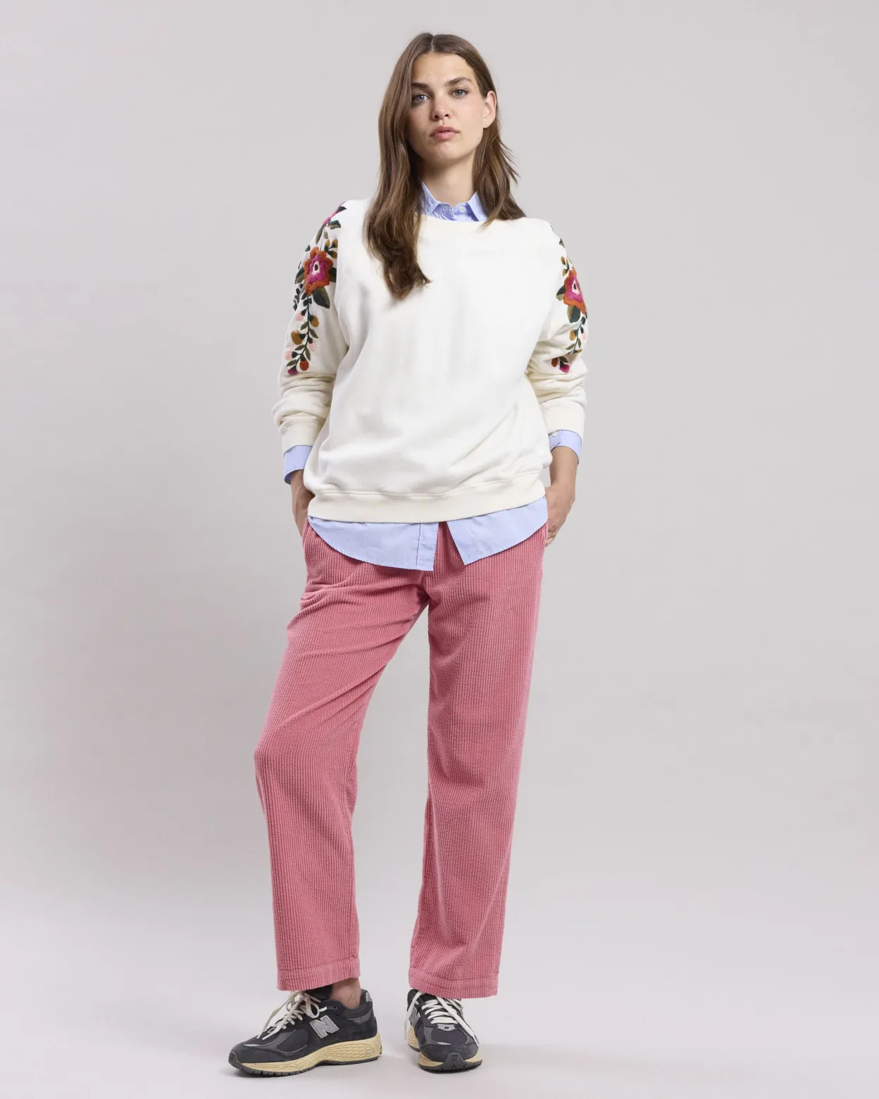 tapucine_sweatshirt_2.webp Flash Sale Hartford Tapucine Sweatshirt Off-White