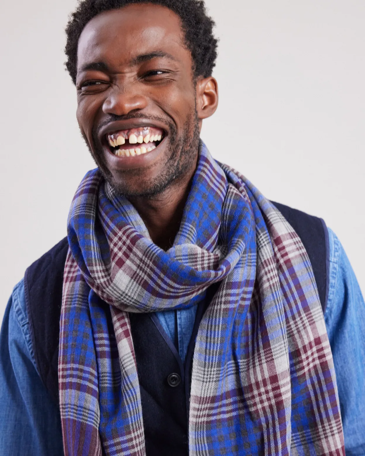 tartan_scarf_1.webp Outlet Hartford Tartan Scarf Blue