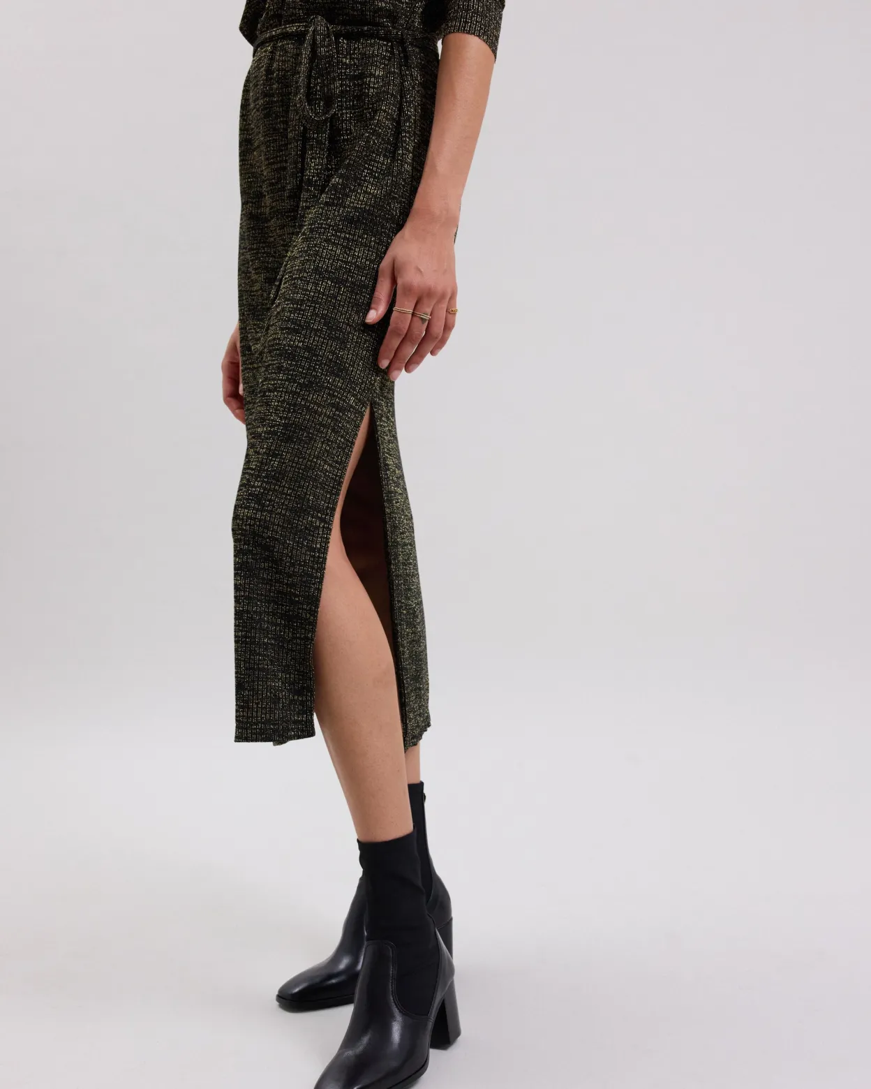 tasite_dress_4.webp Discount Hartford Tasite Dress Black & Gold