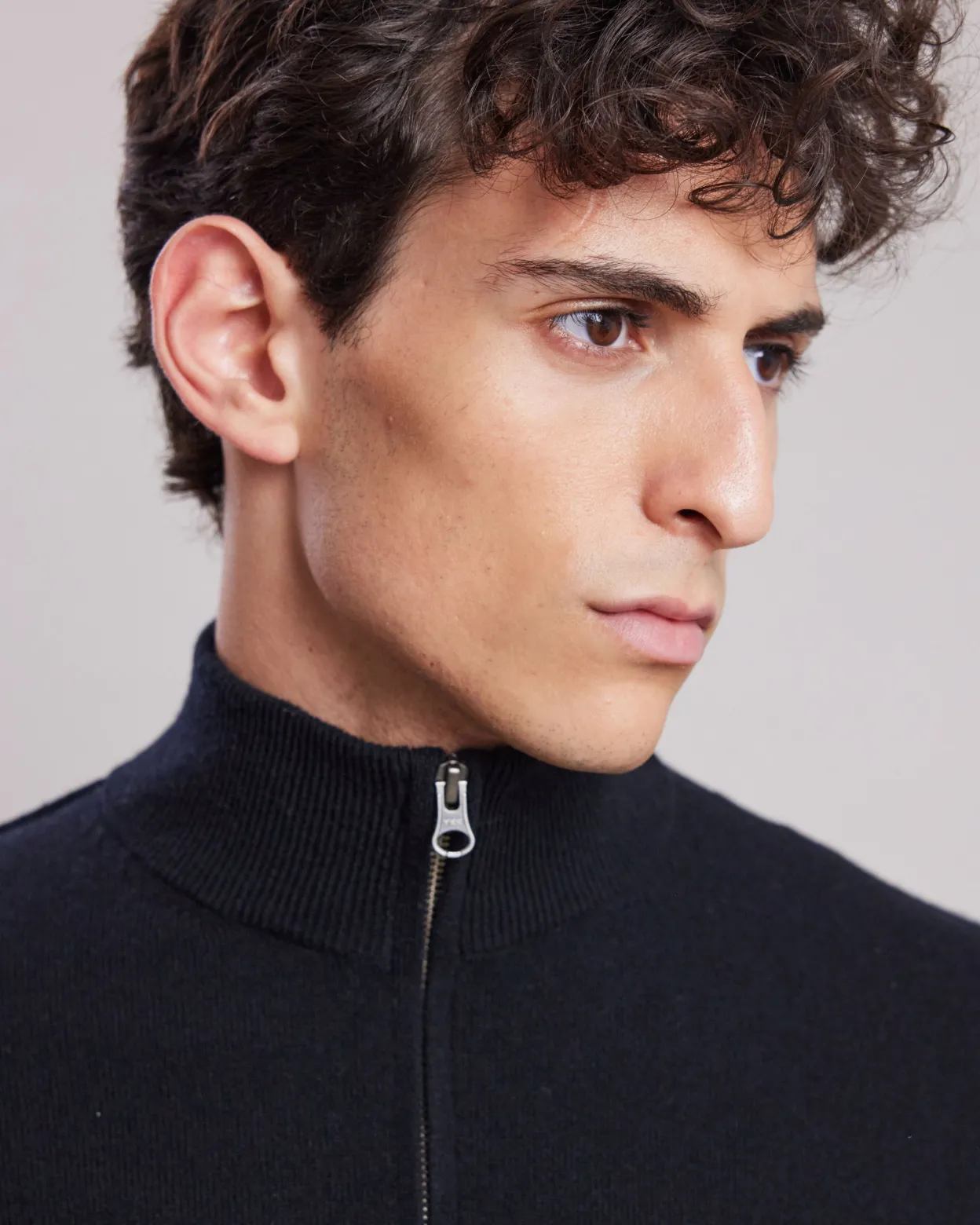 trucker_sweater_1.webp Sale Hartford Trucker Sweater Black