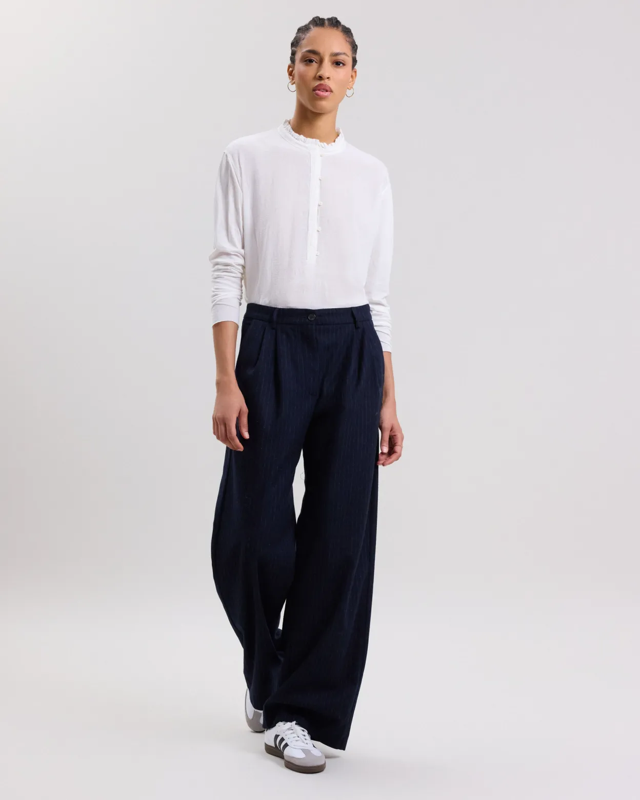 tuptin_tshirt_2.webp Flash Sale Hartford Tuptin T-Shirt Off-White