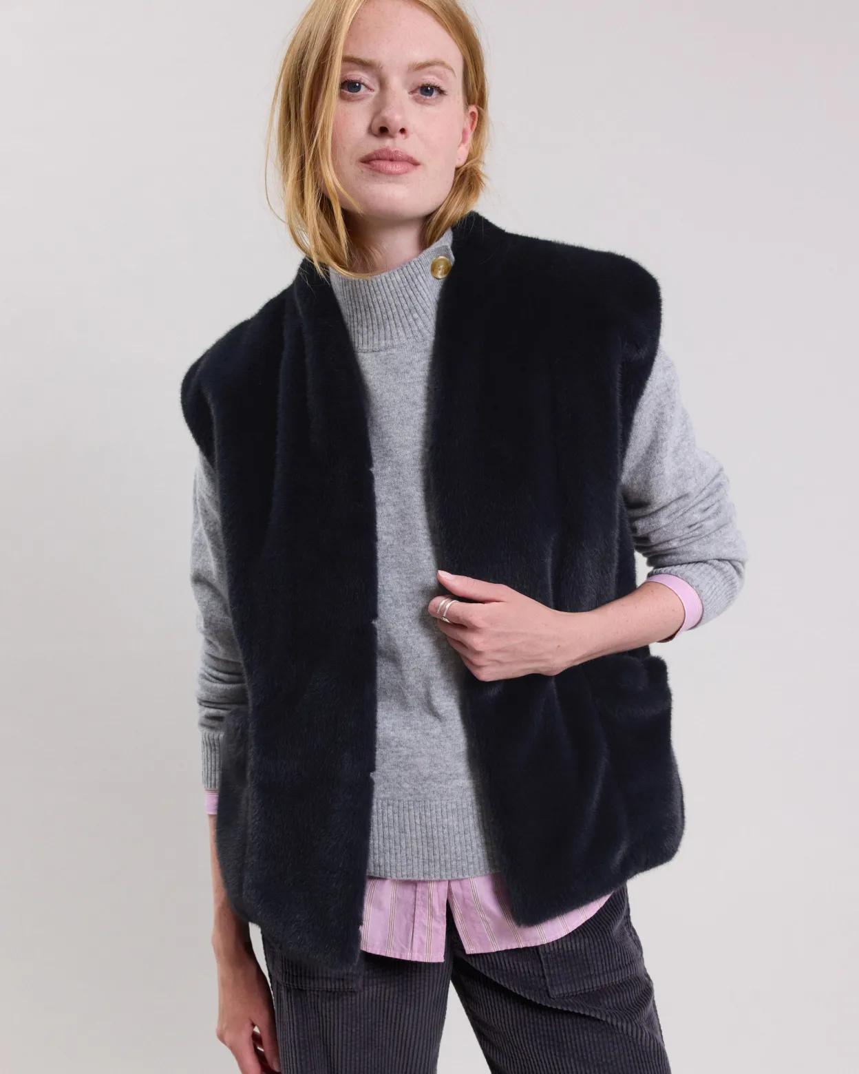 vasco_vest_0-1.webp Sale Hartford Vasco Vest Midnight Blue
