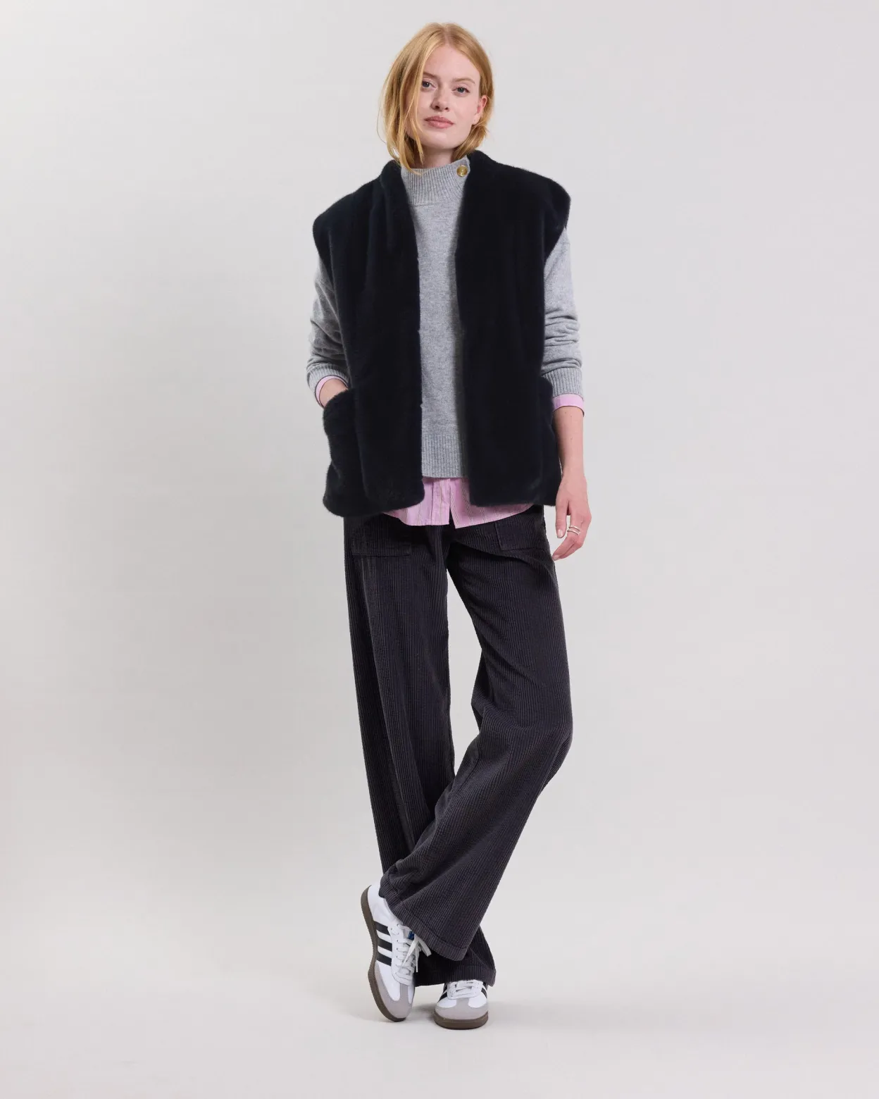 vasco_vest_1-1.webp Sale Hartford Vasco Vest Midnight Blue
